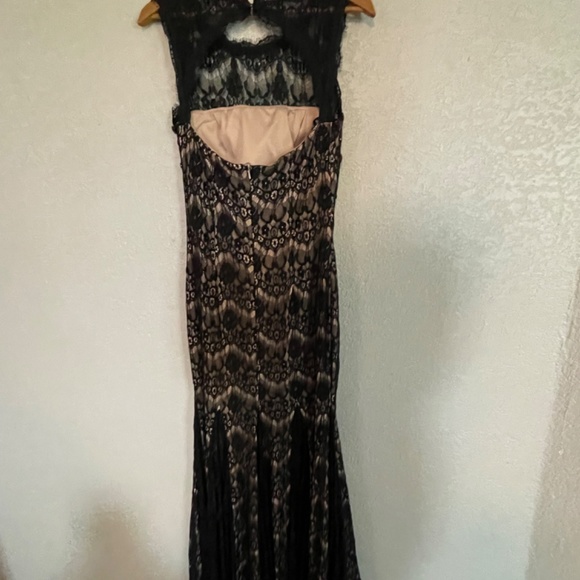 Beautiful Party Dress - Picture 5 of 5